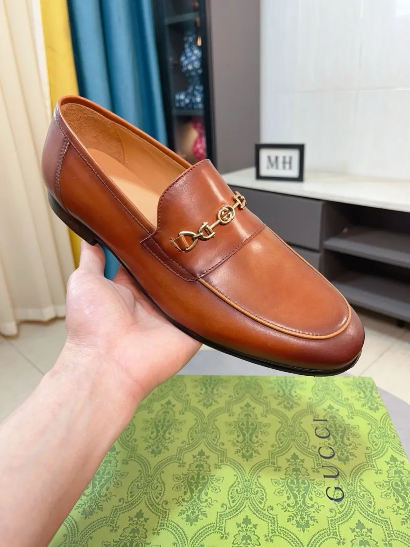 Men's shoes 💰500🌹🌹【GUCCI】The most popular classic Gucci leather shoes. Synchronized with the official website, the upper is made of Italian first-layer cowhide ➕cowhide lining, with unique brand and unique craftsmanship. Highlighting the hot style of the new year. Stop hesitating, stop wandering, get it now. Number: 38--44
